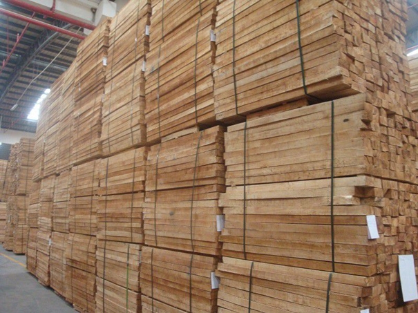 泰国橡胶木材板进口清关一站式服务